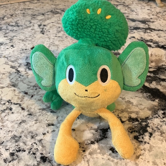 Poke’mon Pansage plush reversing from ball to Pansage!! 2011 JAKKS PACIFIC INC. - Picture 2 of 4